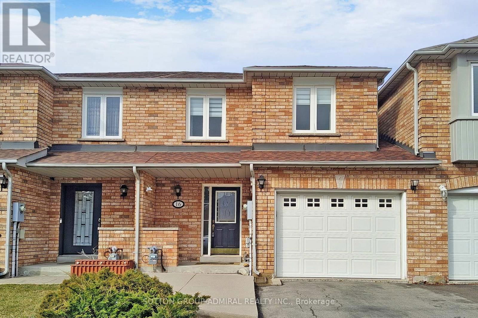 16 OPERA PLACE Image 1