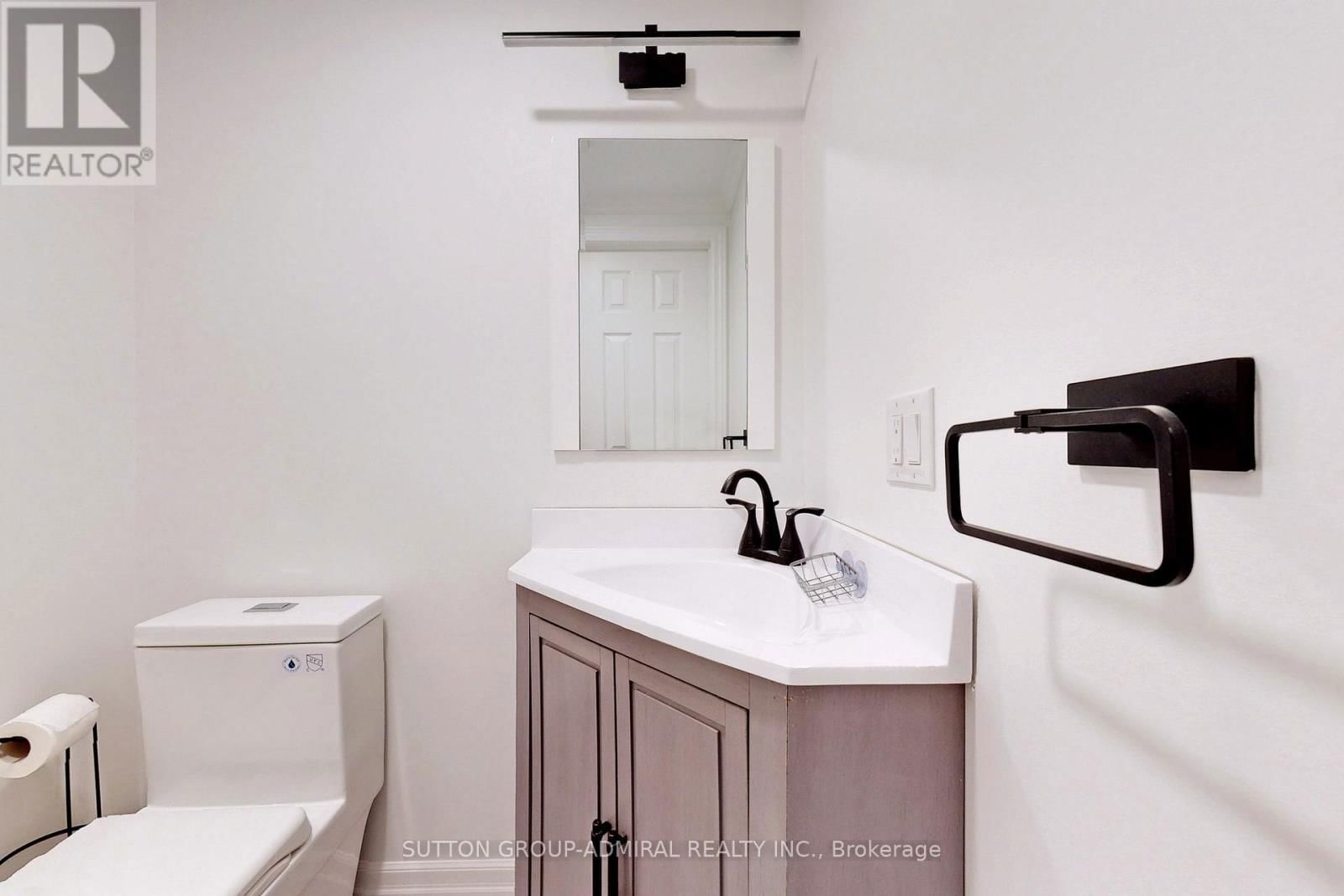 16 OPERA PLACE Image 11
