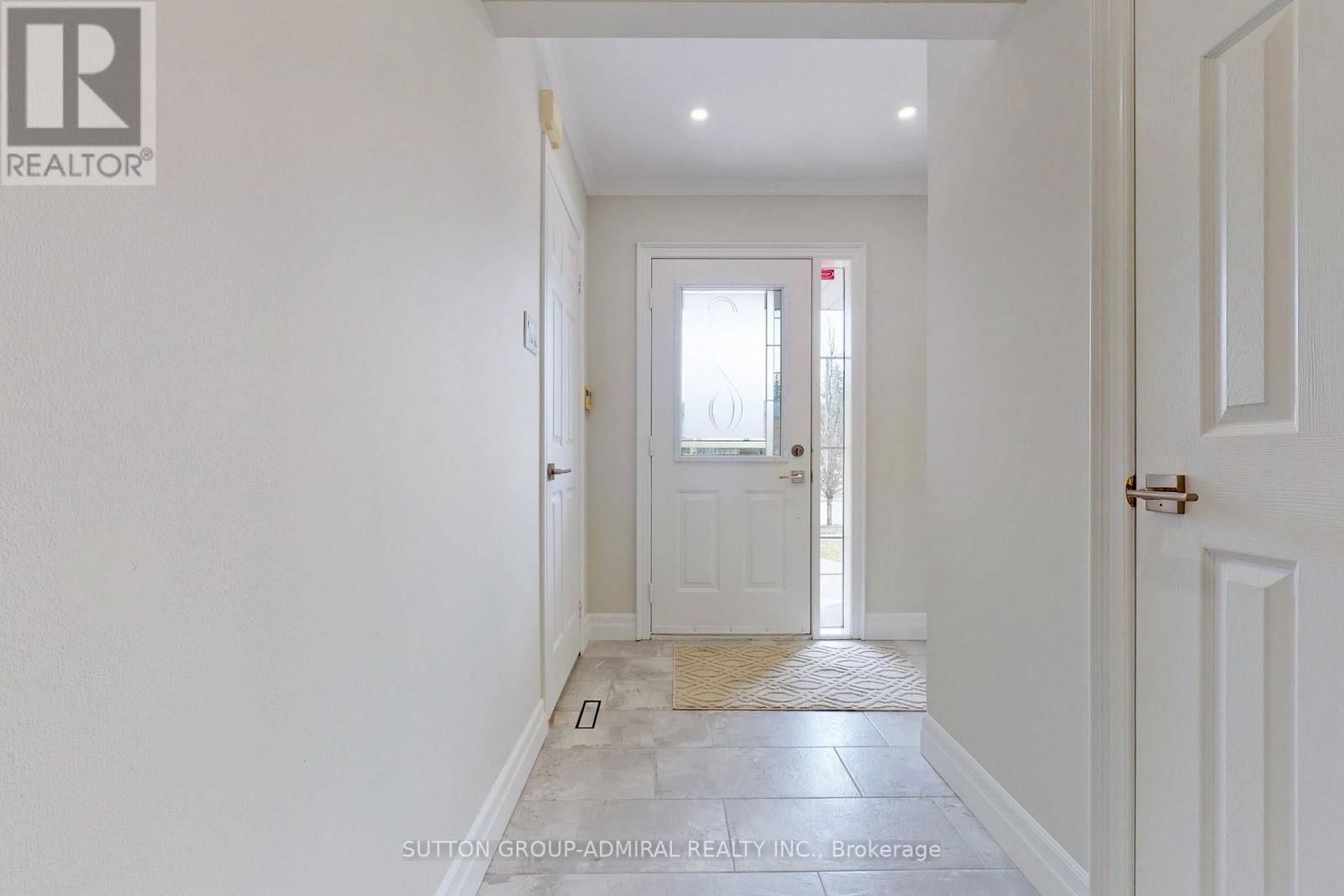 16 OPERA PLACE Image 12