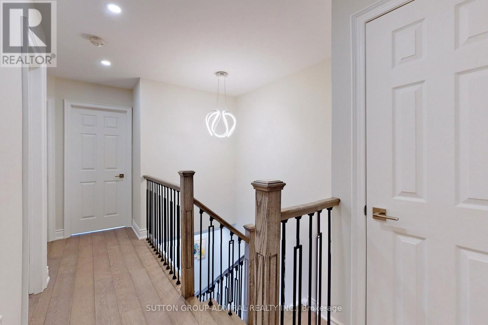 16 OPERA PLACE Image 15