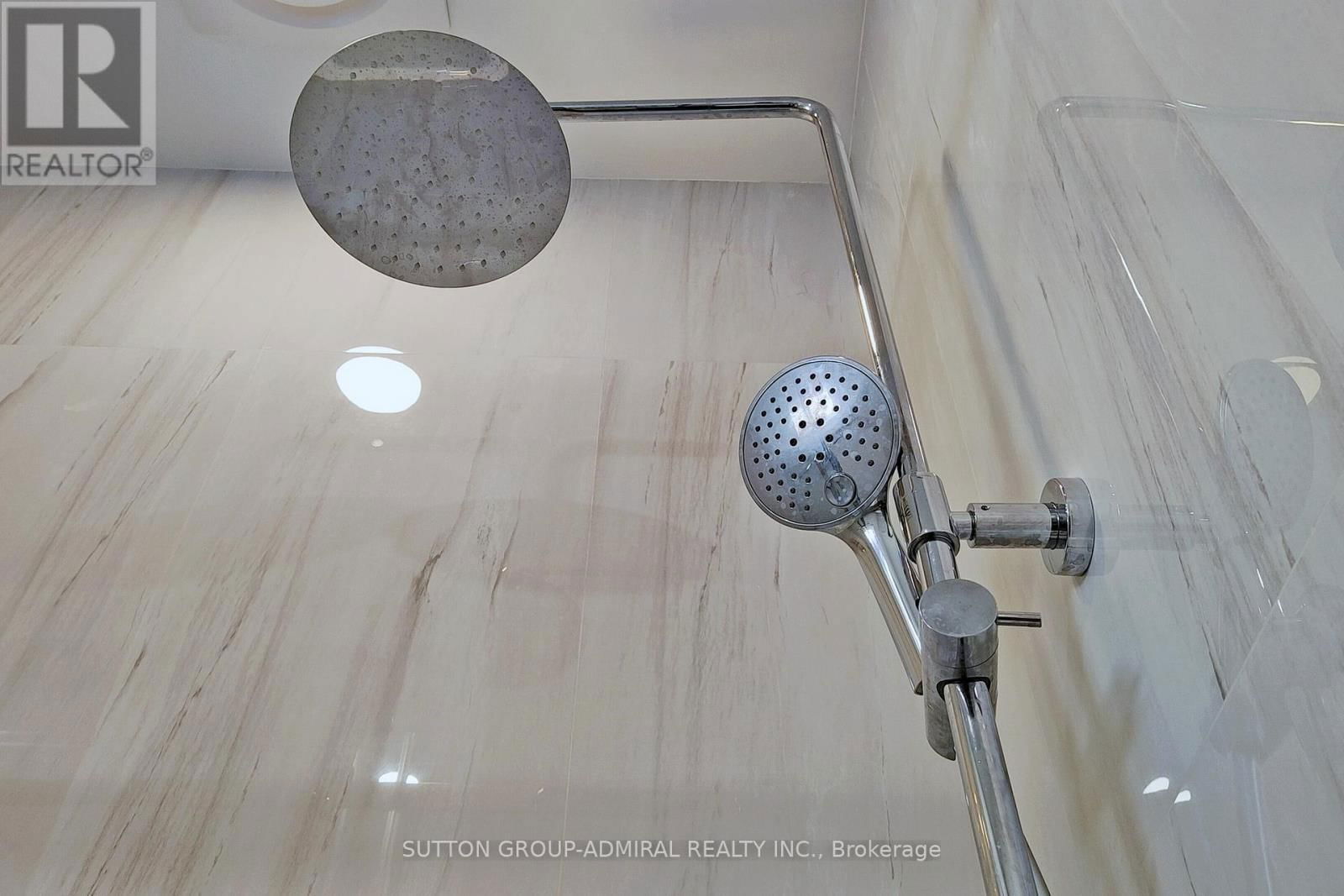 16 OPERA PLACE Image 28