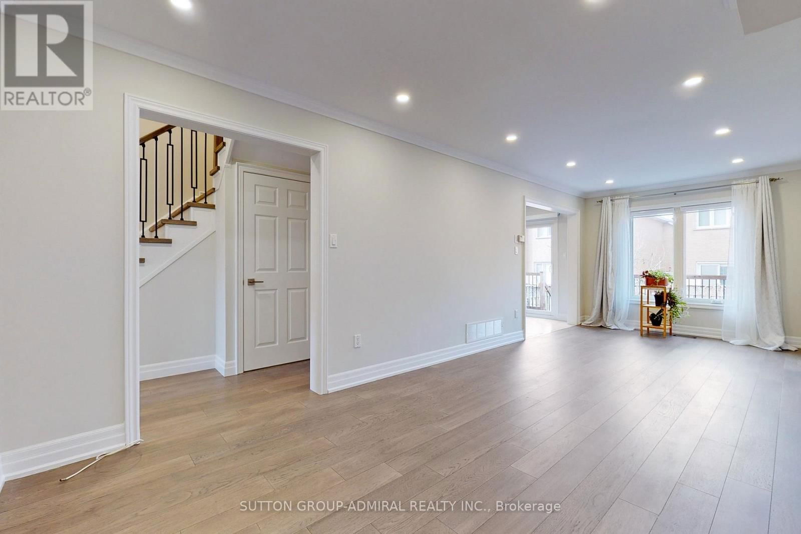 16 OPERA PLACE Image 3