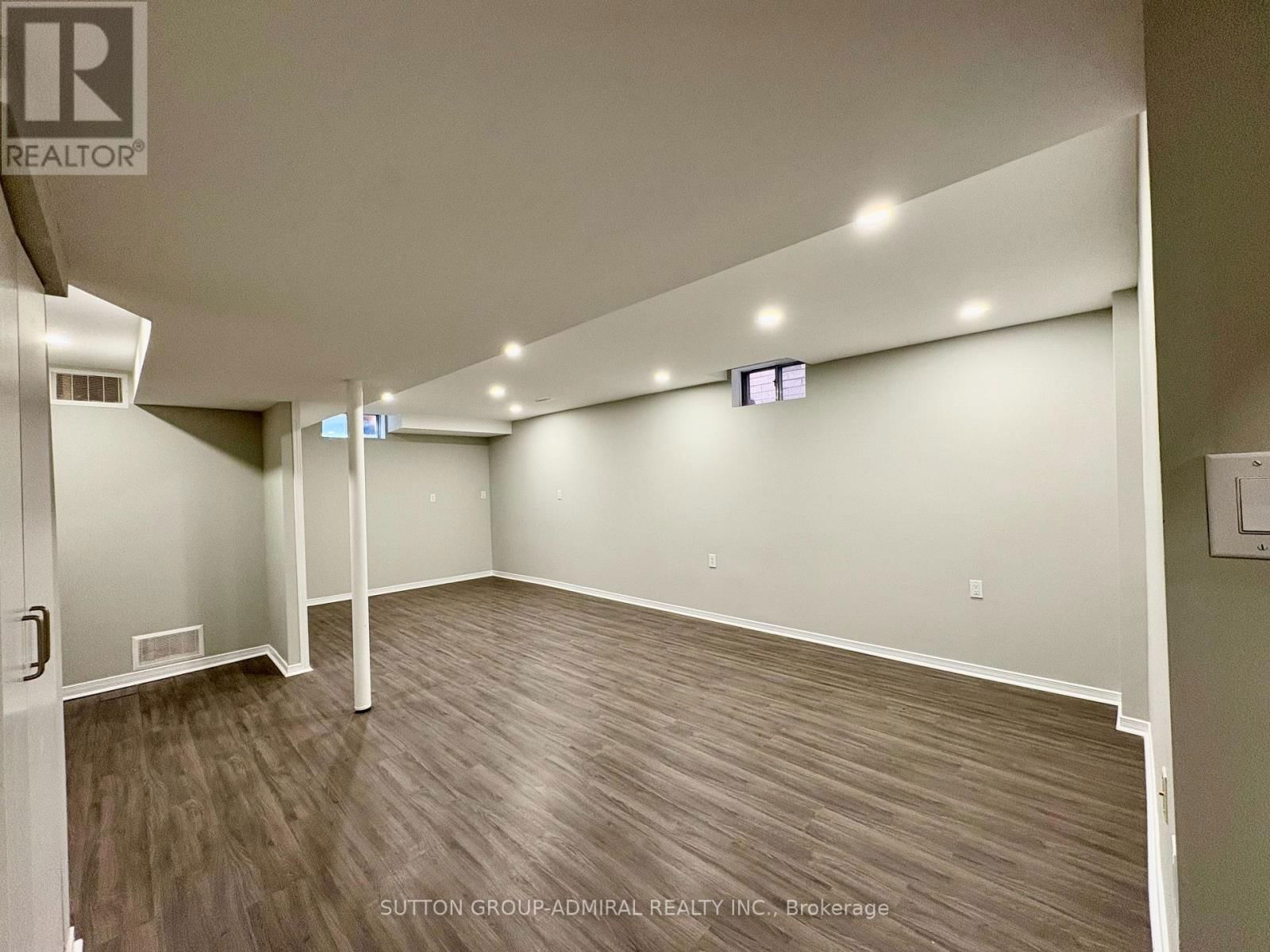16 OPERA PLACE Image 30