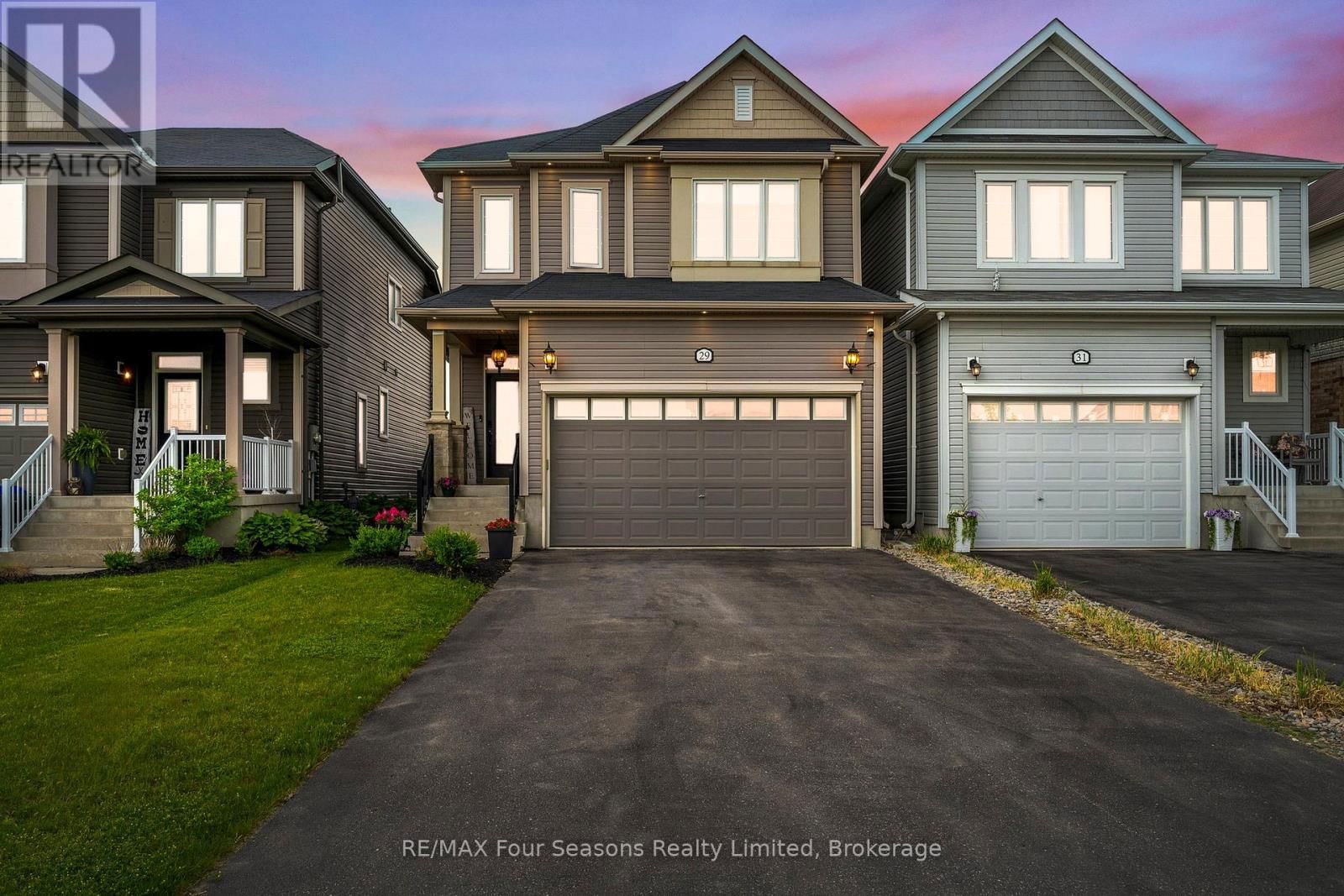 29 WAGNER CRESCENT Image 1
