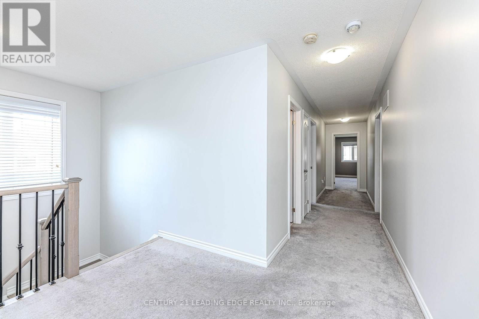 122 MCKENZIE WAY Image 23