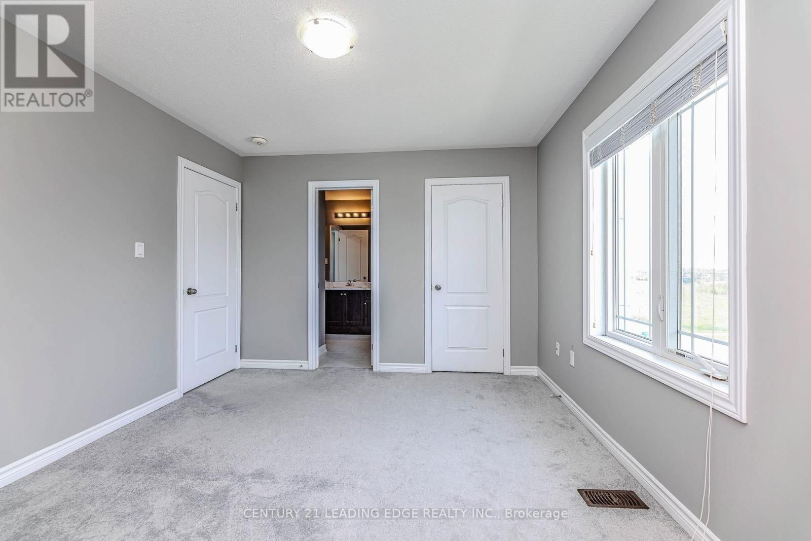 122 MCKENZIE WAY Image 38