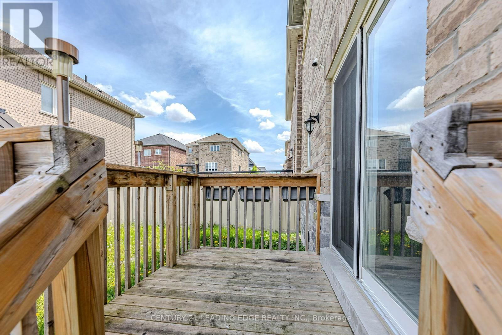 122 MCKENZIE WAY Image 4