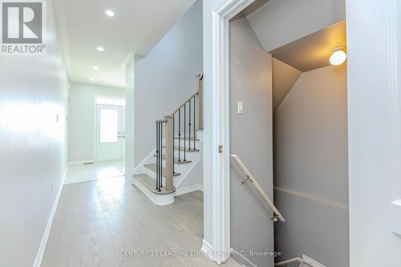122 MCKENZIE WAY Image 48