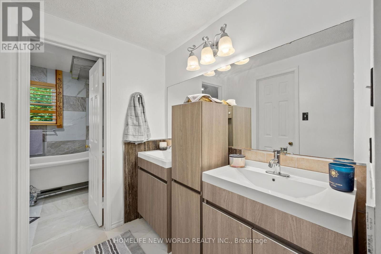 158 MURRAY DRIVE Image 19