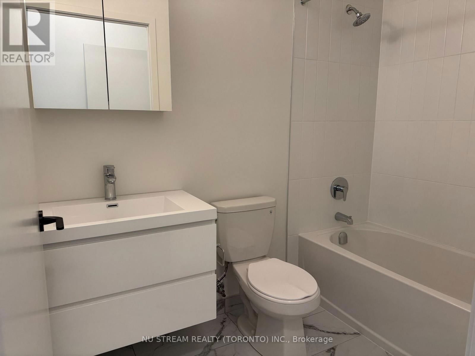317 - 38 ANDRE DE GRASSE STREET Image 4