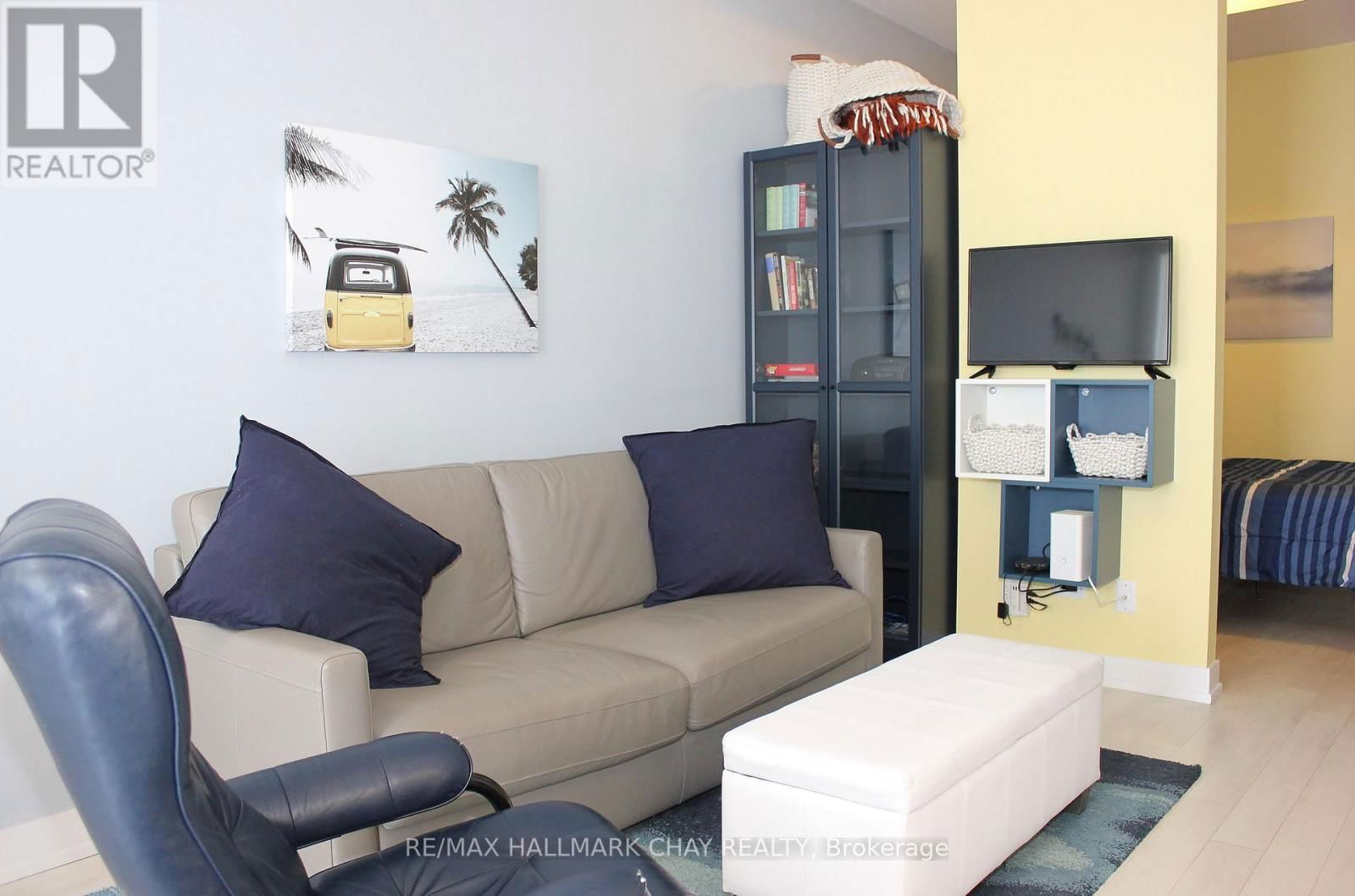 60 - 275 BROWARD WAY Image 8