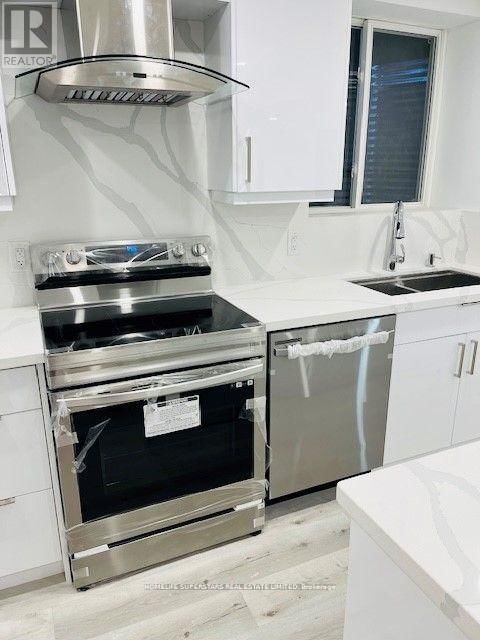 BSMT - 96 TRAMMEL DRIVE WEST Image 8