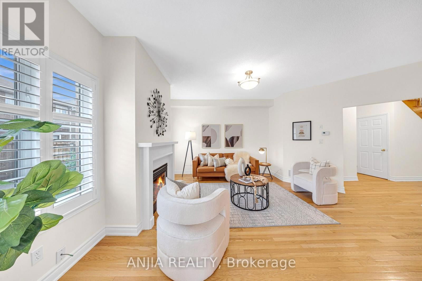 34 HORN STREET Image 11