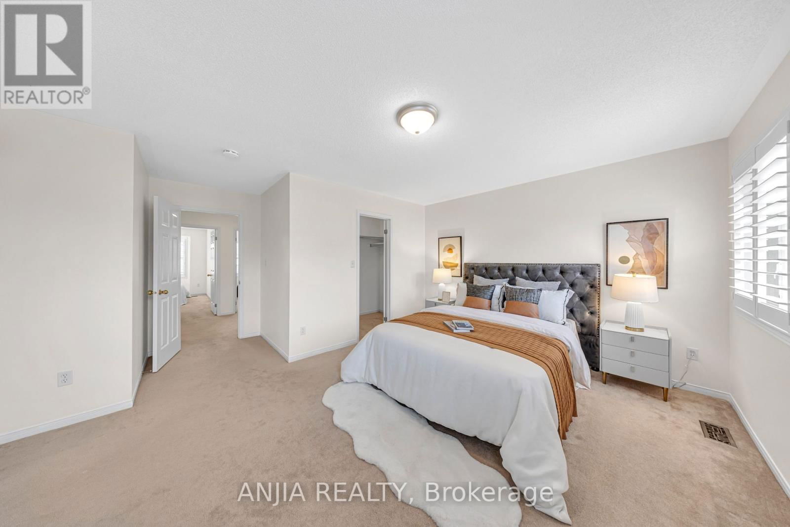 34 HORN STREET Image 13