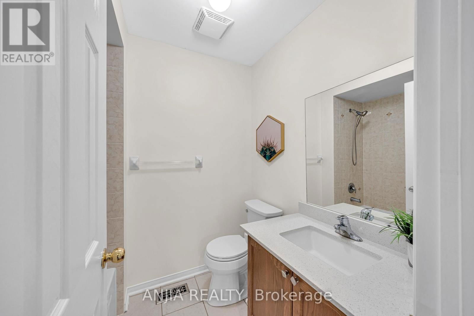 34 HORN STREET Image 20