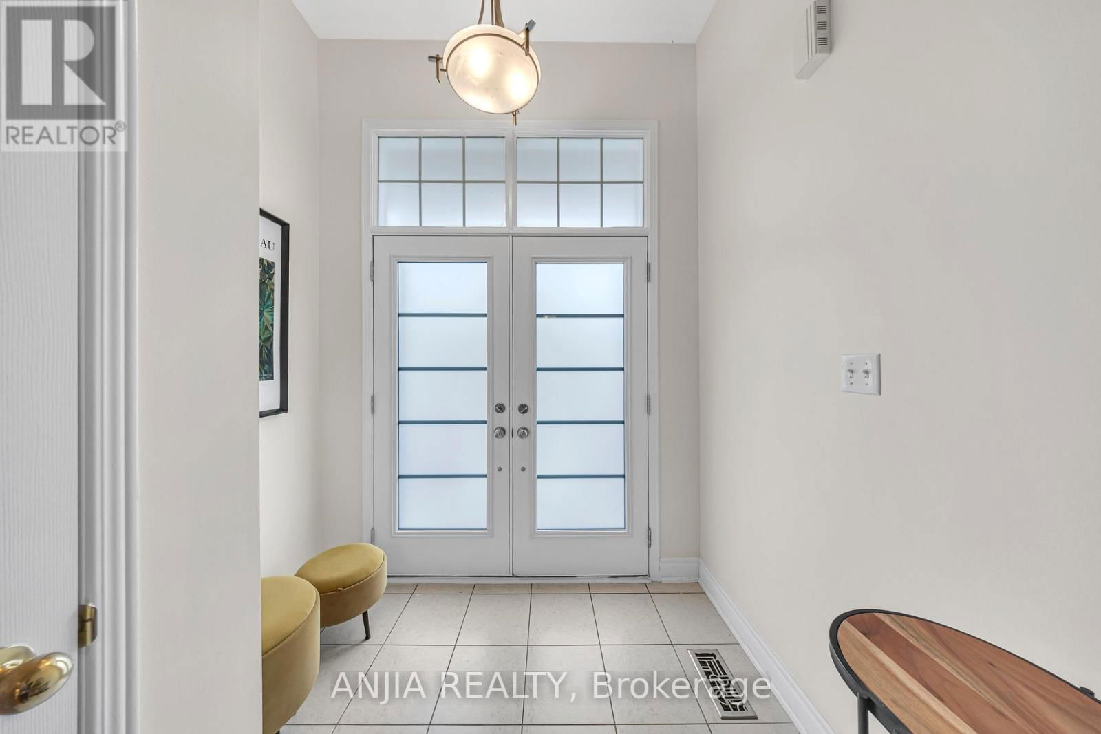 34 HORN STREET Image 4