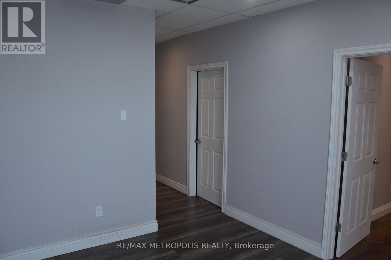 3 - 200 EDGELEY BOULEVARD NORTH Image 4