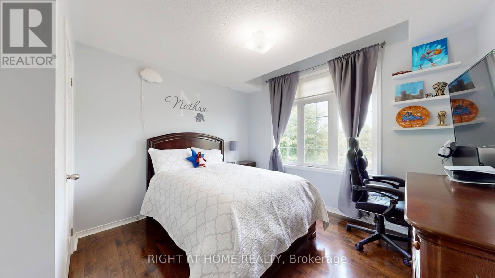 92 WATERLILY TRAIL Image 28