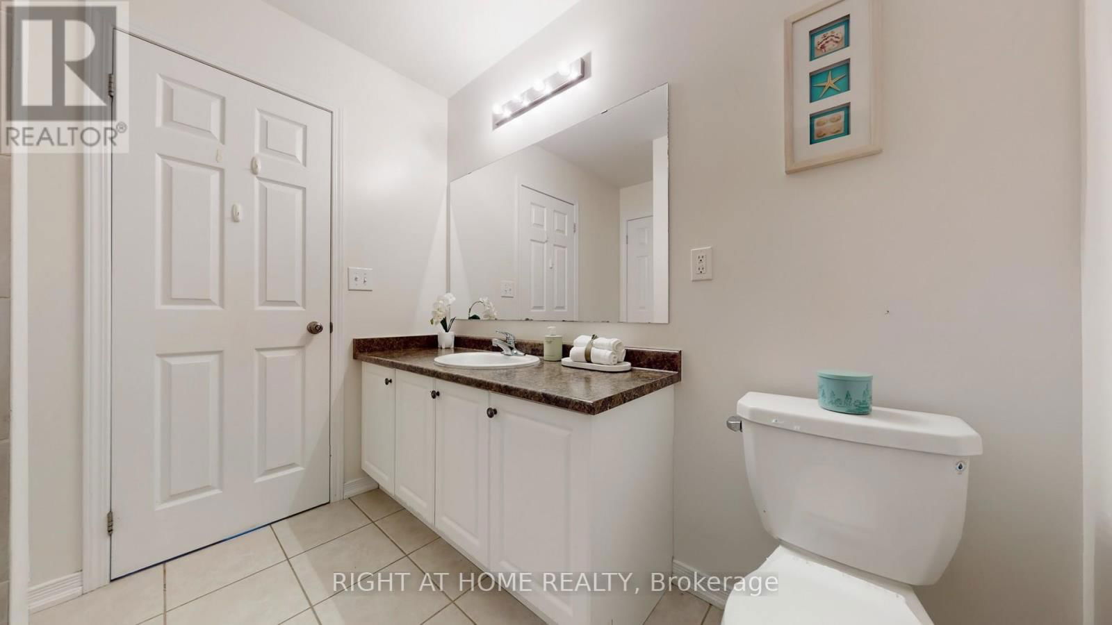 92 WATERLILY TRAIL Image 34