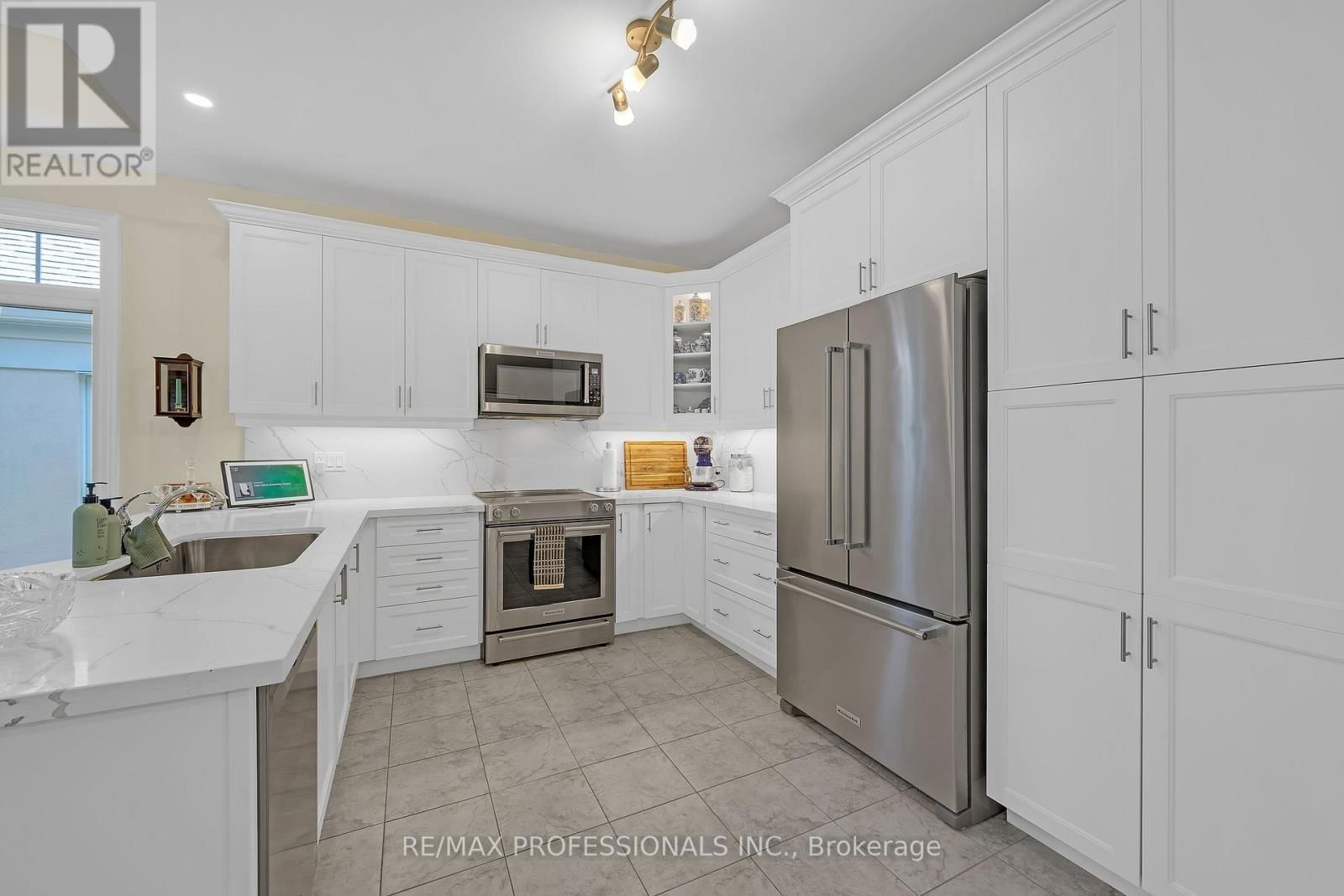 17 ASSUNTA GARDEN Image 8
