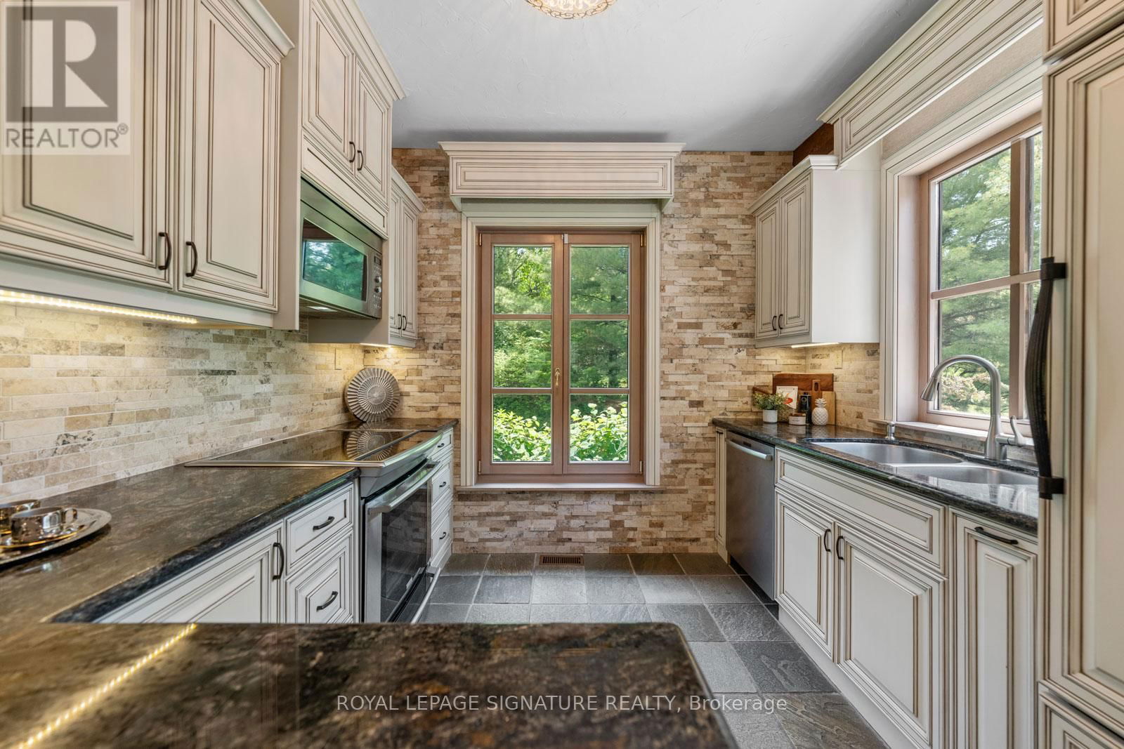 30 KINGSWOOD DRIVE Image 15