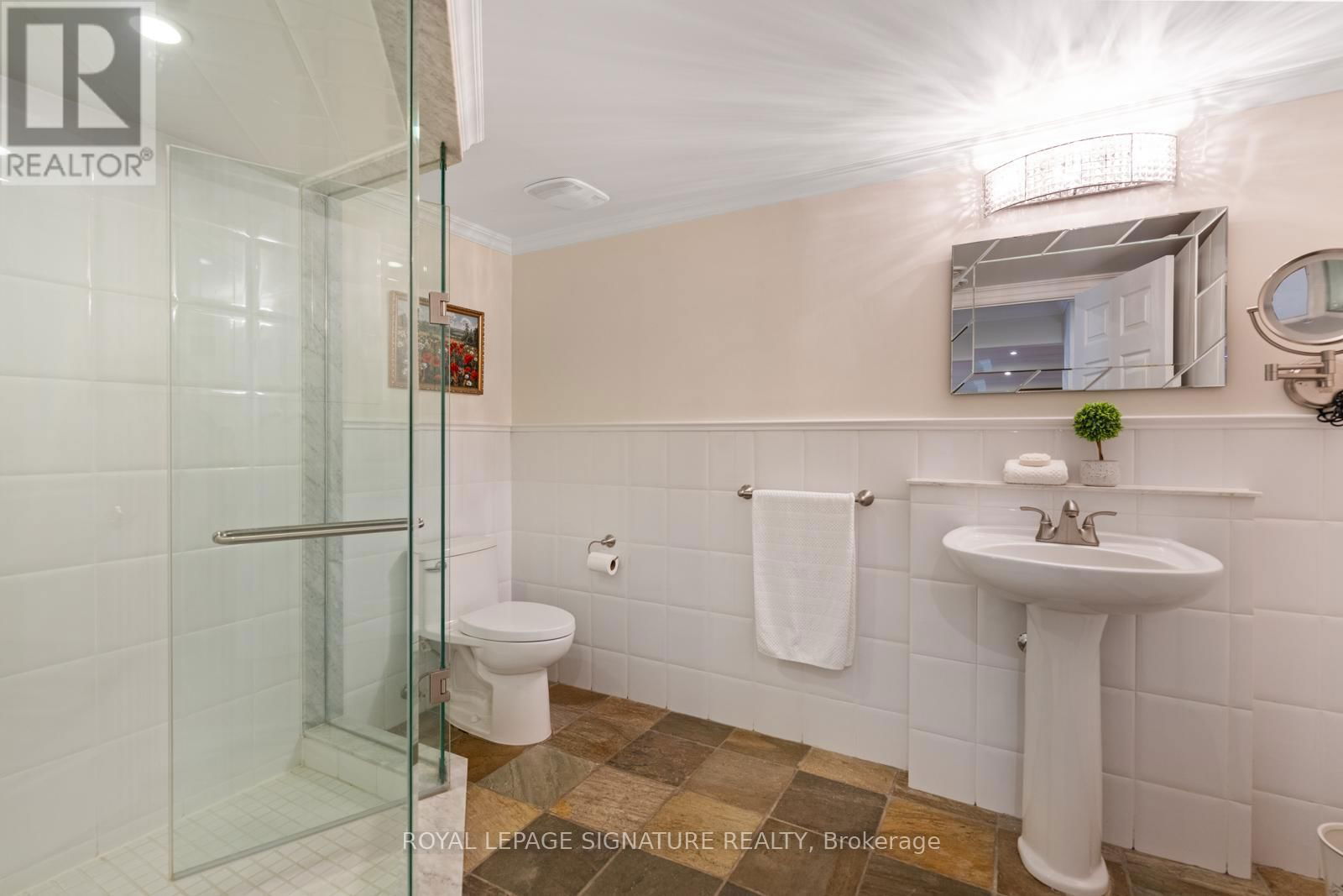 30 KINGSWOOD DRIVE Image 38