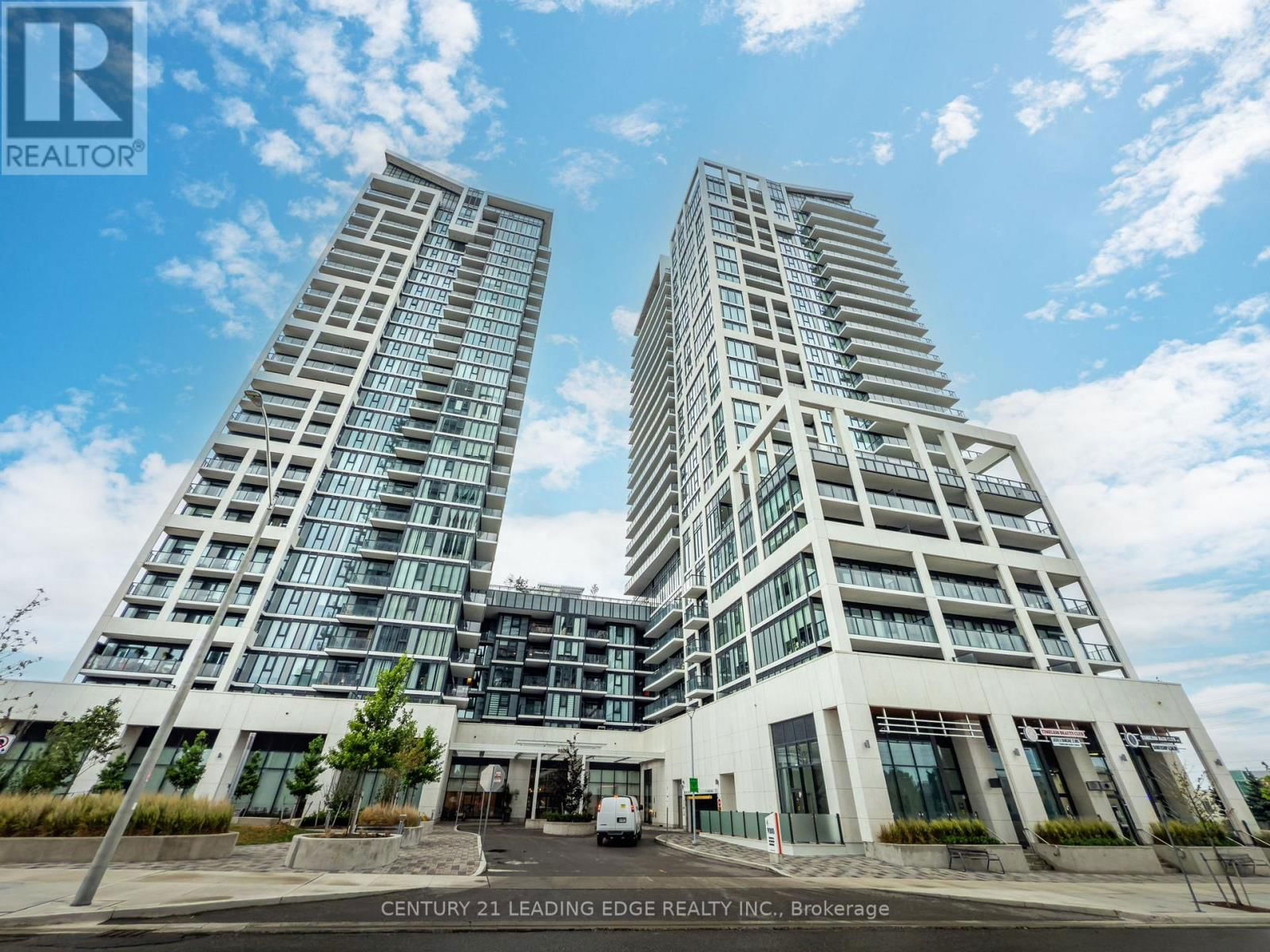 509 - 9000 JANE STREET Image 1