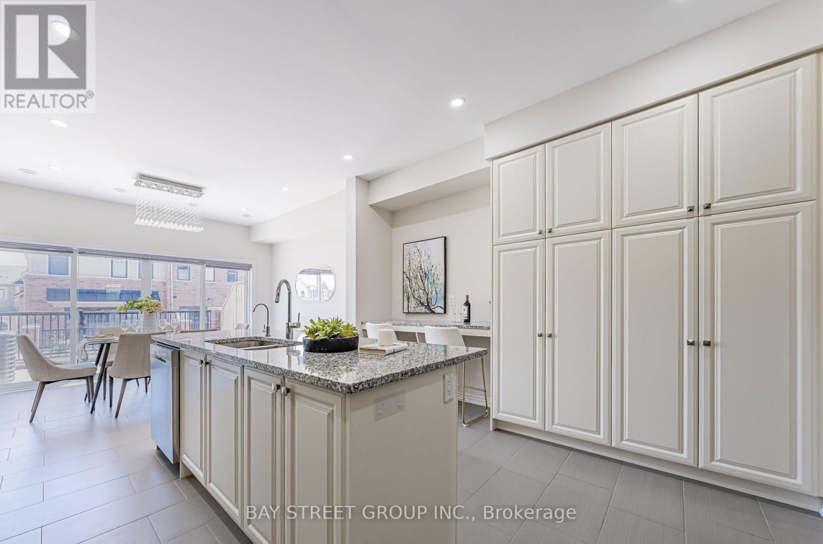 32 CAFARO LANE Image 10
