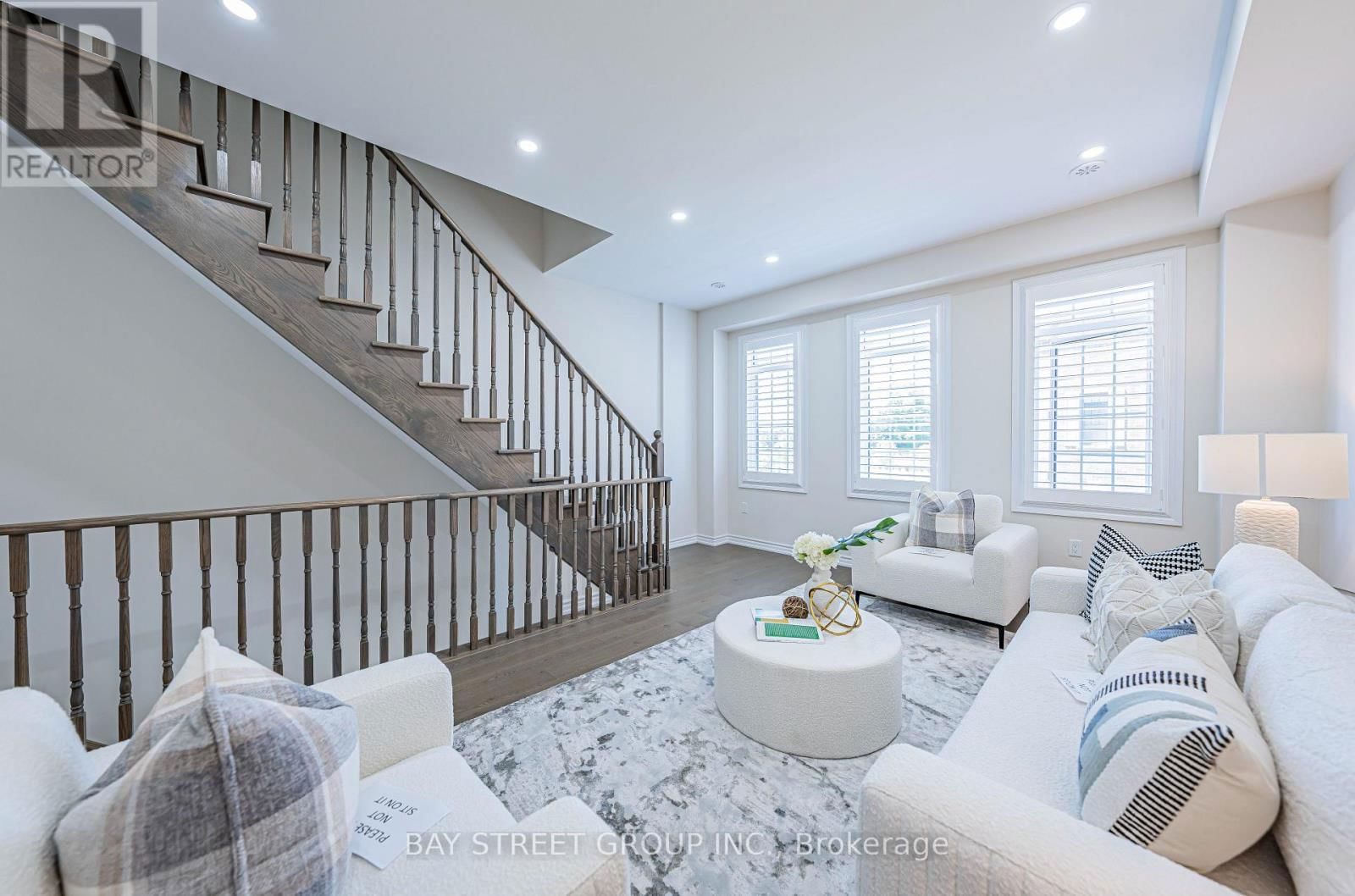 32 CAFARO LANE Image 21