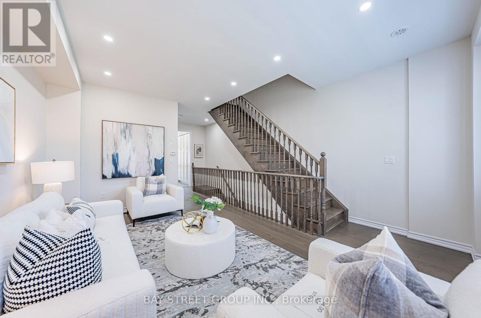 32 CAFARO LANE Image 25