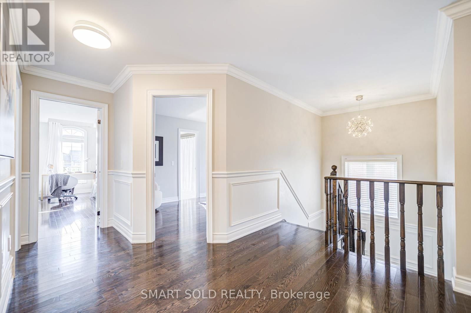 29 MAGDALAN CRESCENT Image 24