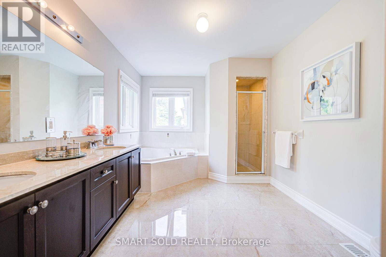 29 MAGDALAN CRESCENT Image 29