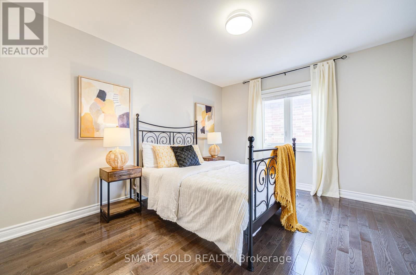 29 MAGDALAN CRESCENT Image 30