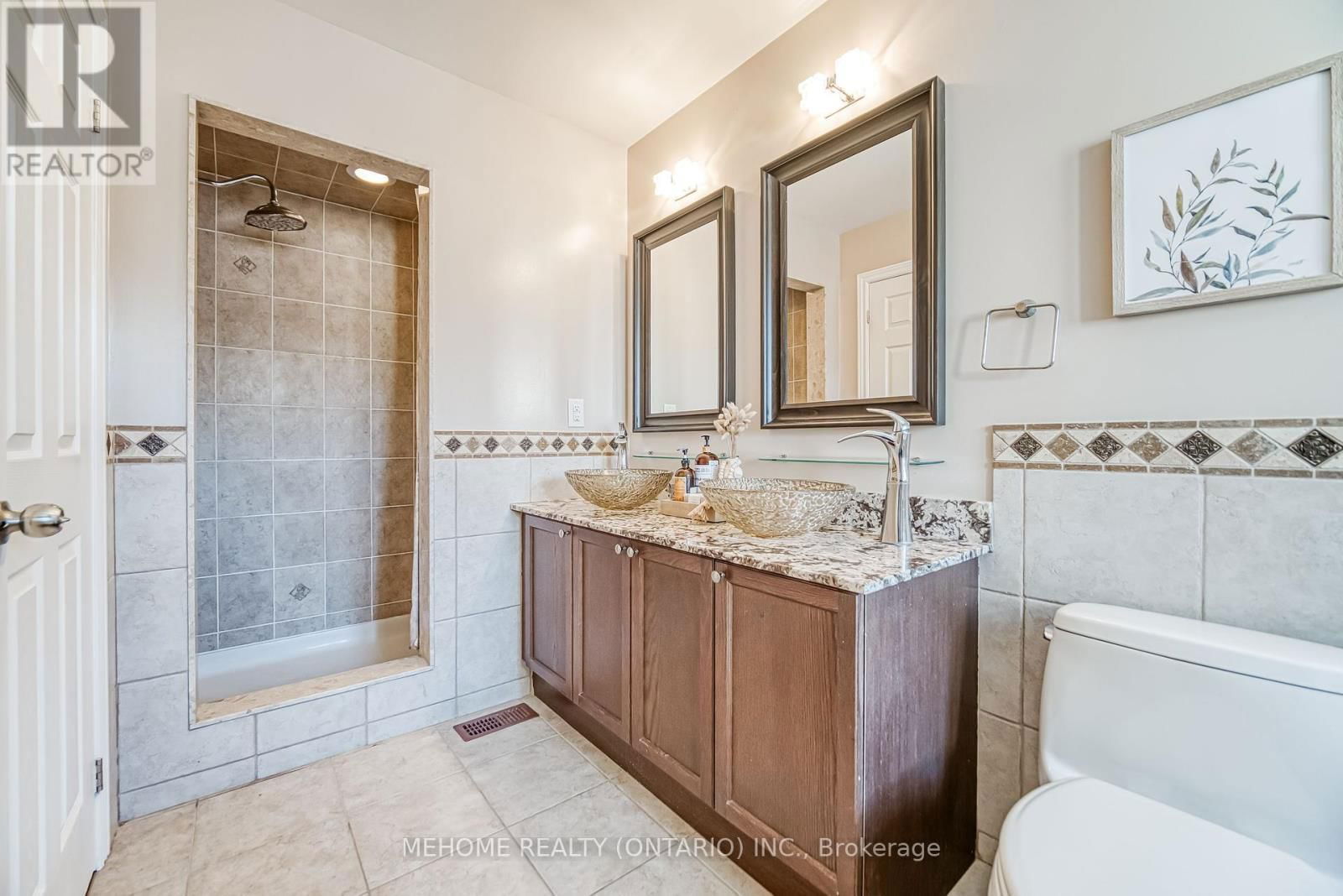 100 IAN BARON AVENUE Image 35
