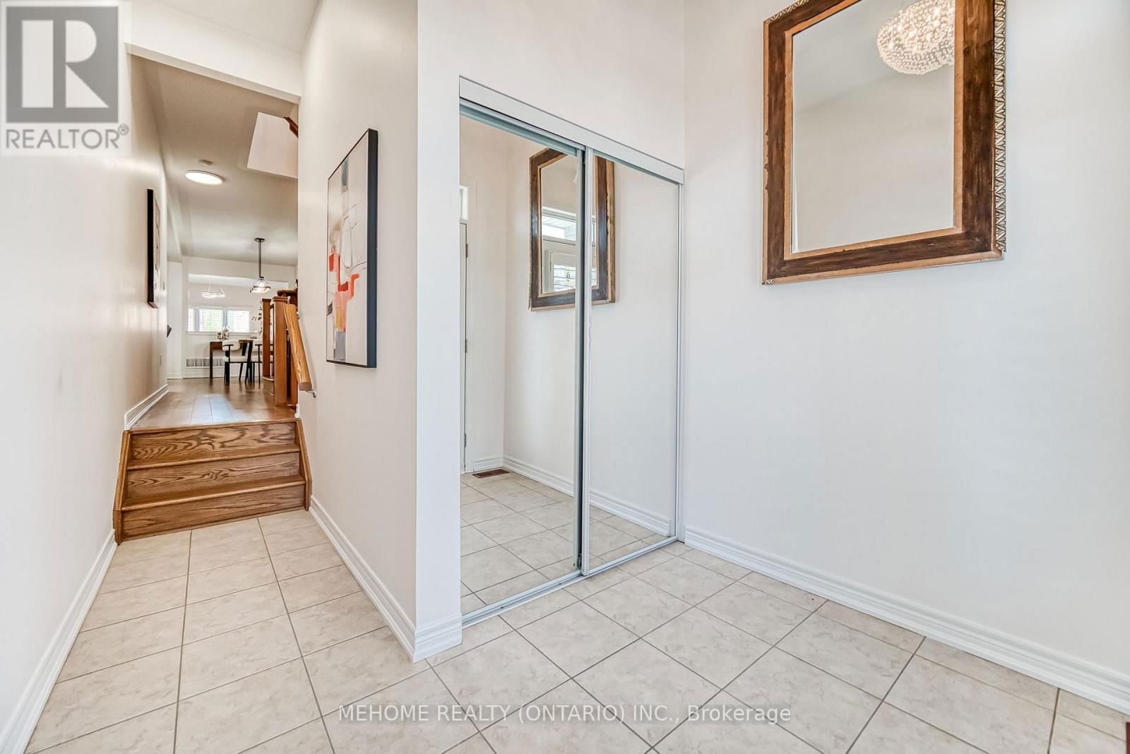 100 IAN BARON AVENUE Image 4