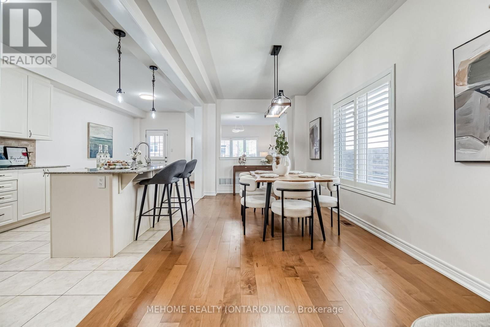 100 IAN BARON AVENUE Image 6