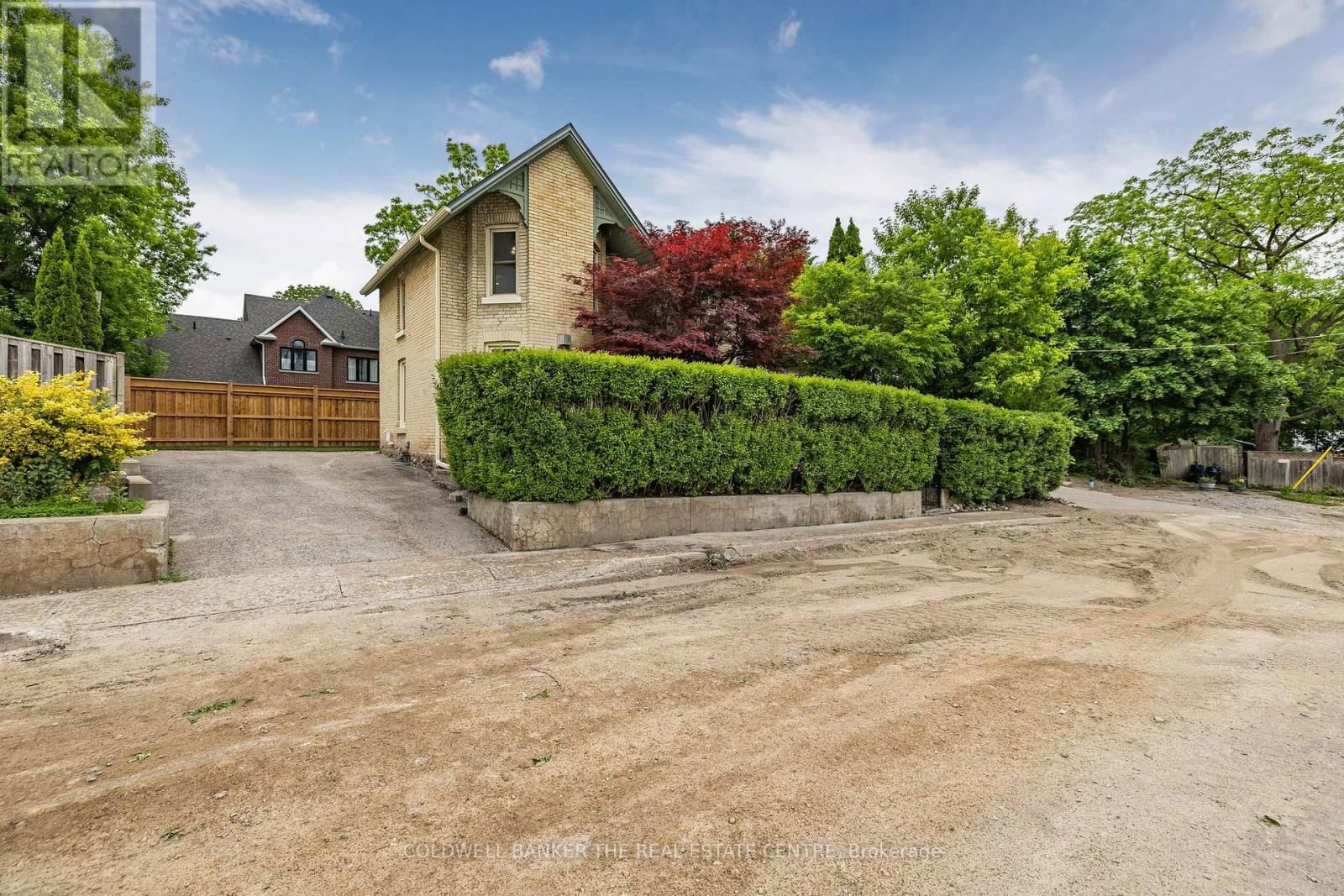 411 MILLARD AVENUE Image 2