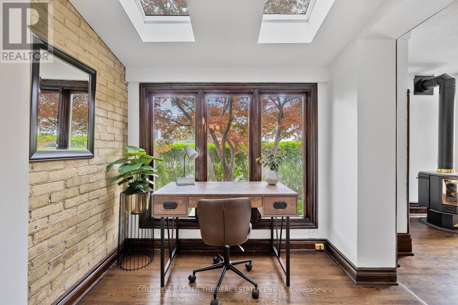 411 MILLARD AVENUE Image 7