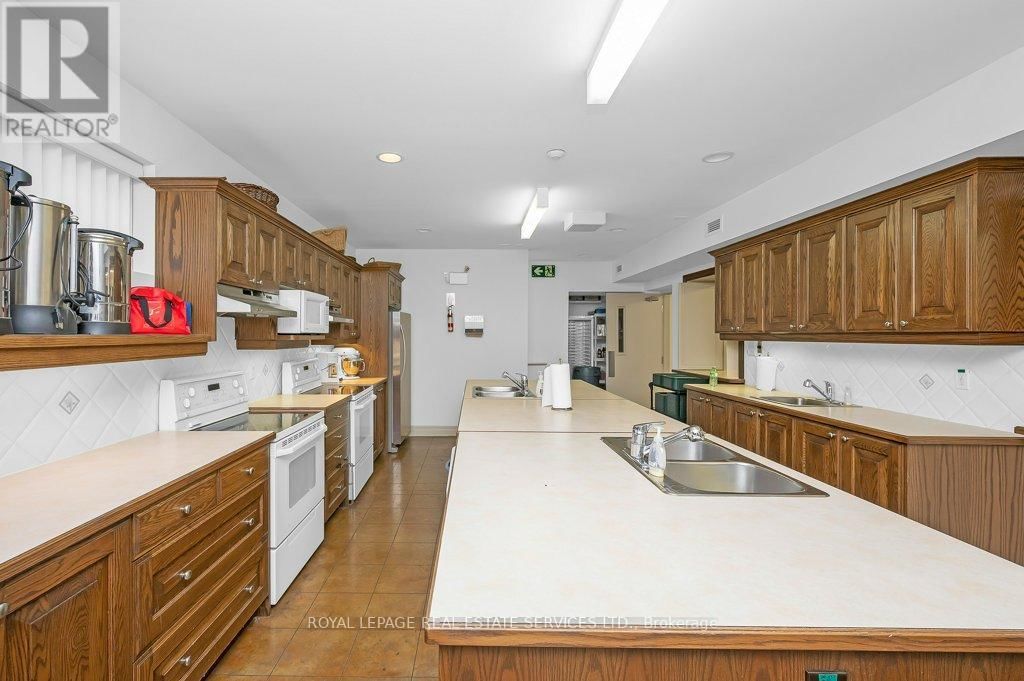 1350 LANGSTAFF ROAD Image 17