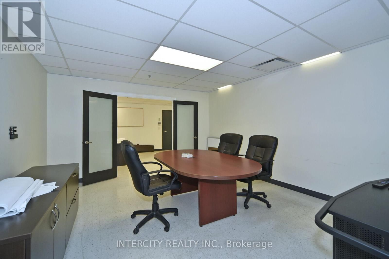 BSMT - 6 RONROSE DRIVE Image 31