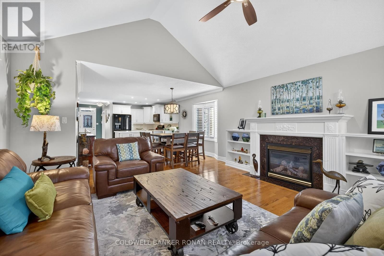 9 - 142 BELLA VISTA TRAIL Image 18