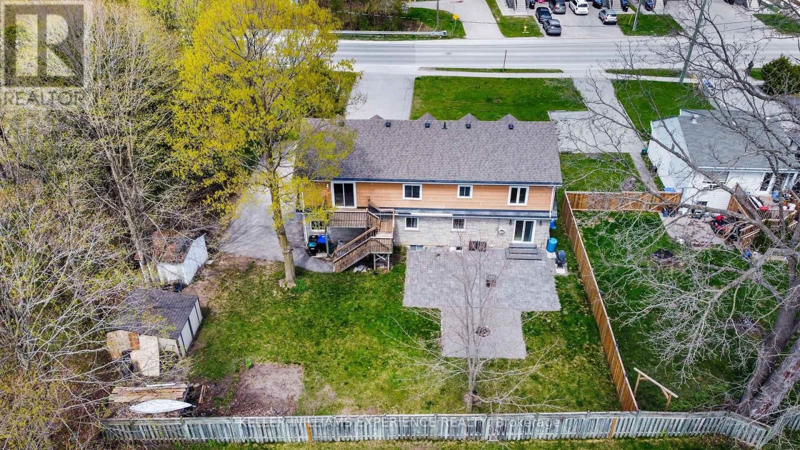 190 CENTRE STREET Image 34