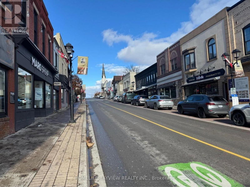 Image #1 of Restaurant for Sale at Main, Newmarket , Ontario