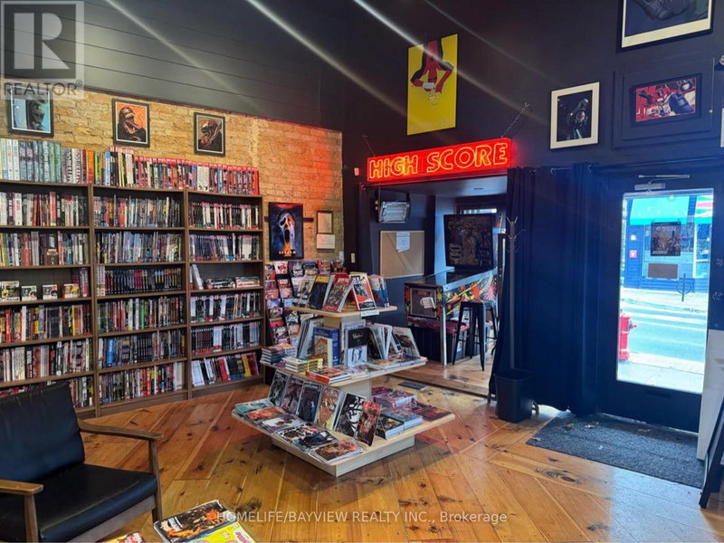 Image #1 of Restaurant for Sale at Main, Newmarket , Ontario