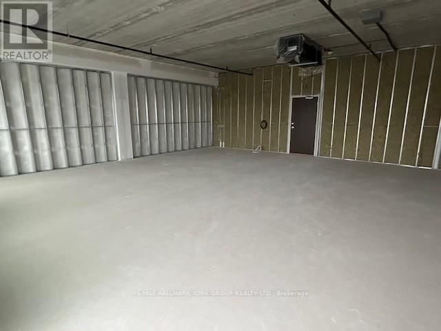 #111 - 35 SUNDAY DRIVE Image 9