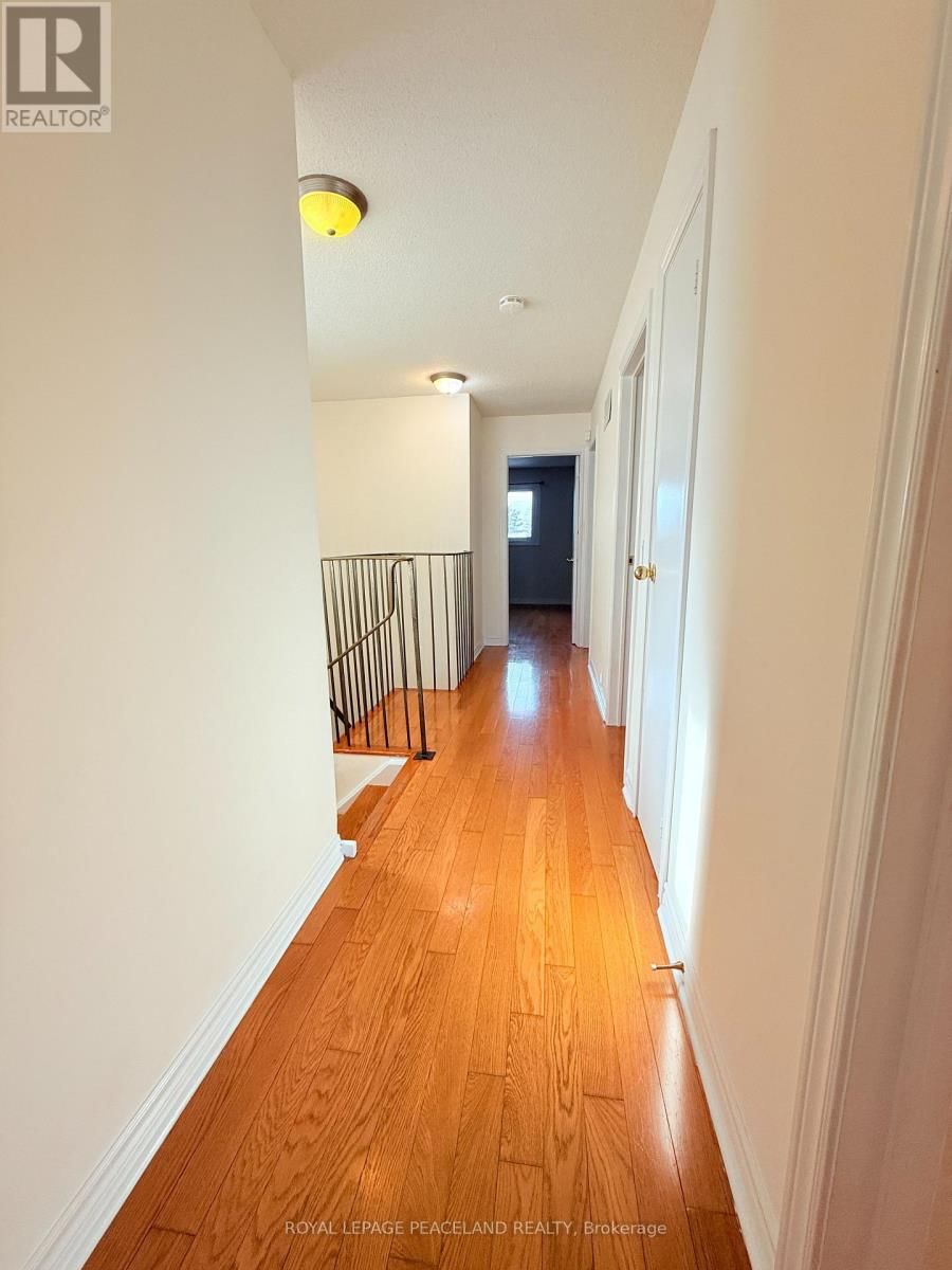 16 MADSEN CRESCENT Image 10