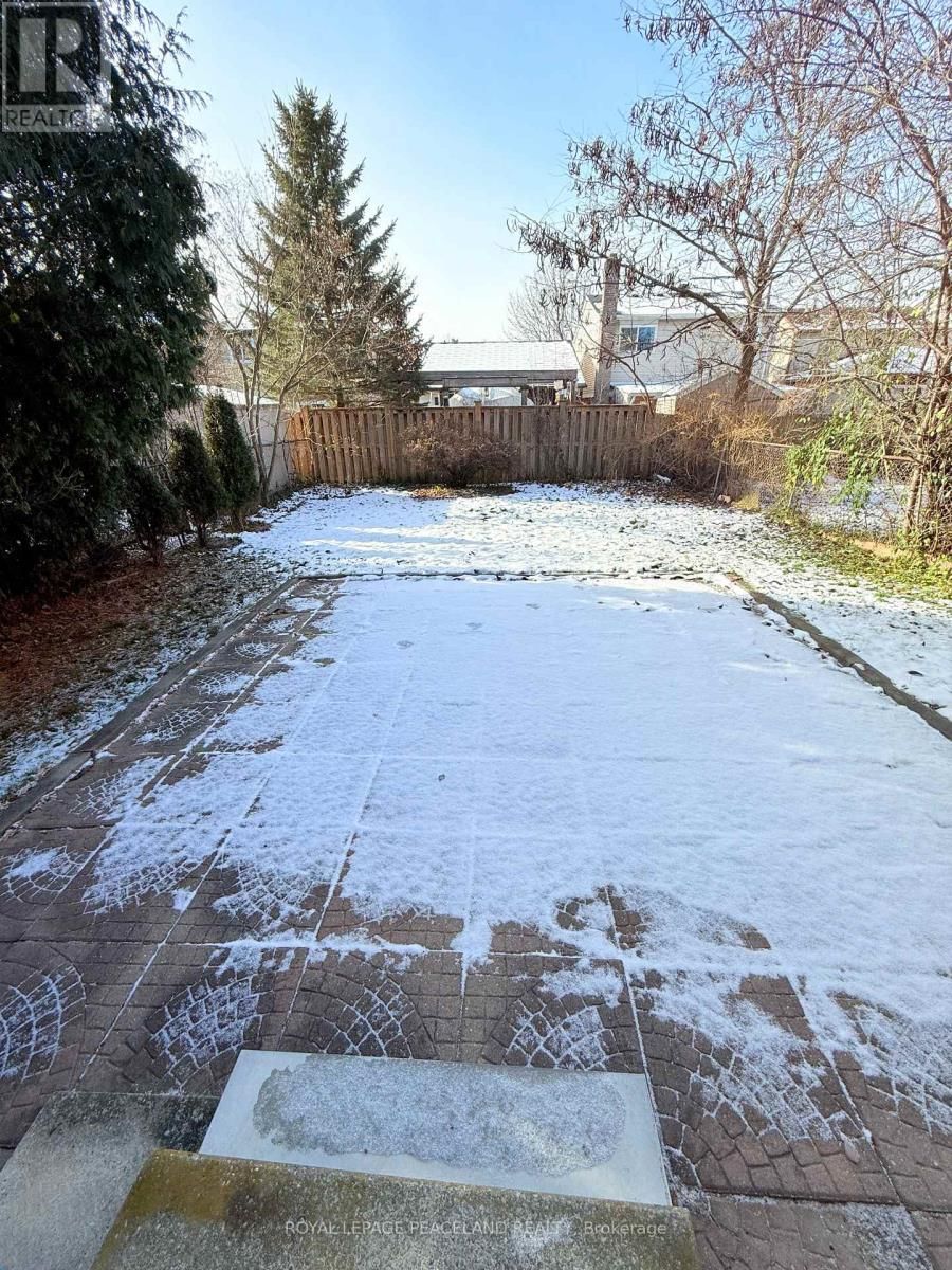 16 MADSEN CRESCENT Image 19