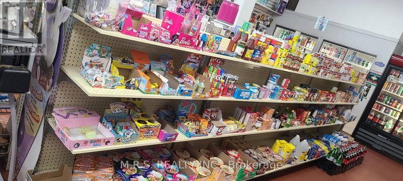 Image #1 of Business for Sale at Yonge, Richmond Hill , Ontario