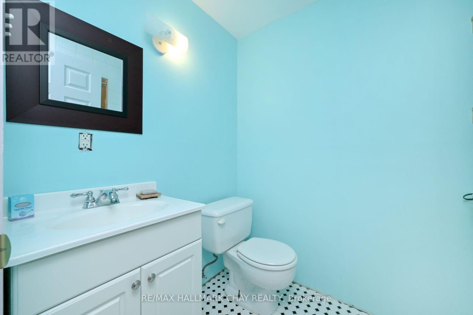 16 BRIAN CRESCENT Image 25