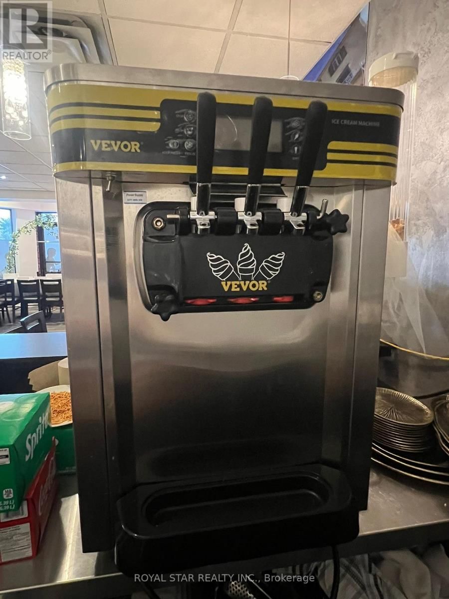 6&7 - 9300 KEELE STREET Image 20